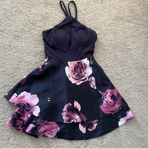 Never worn, great condition!